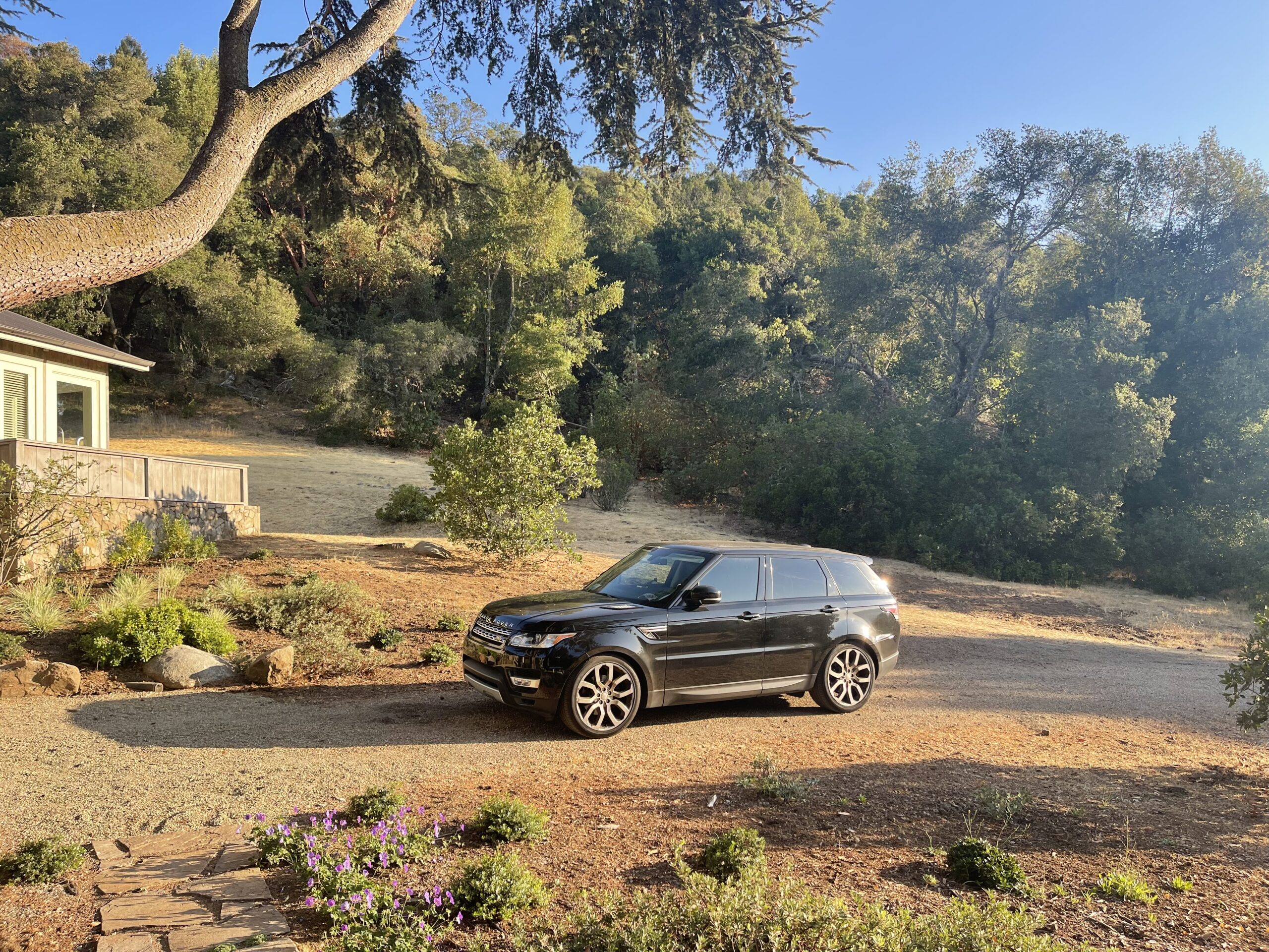 Safest SUV to survive a crash - Range Rover Sport