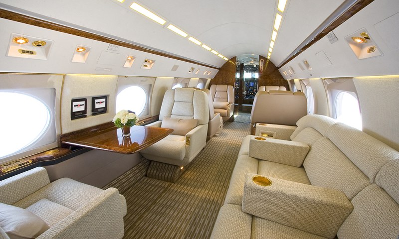 Flying private in a Gulfstream 4